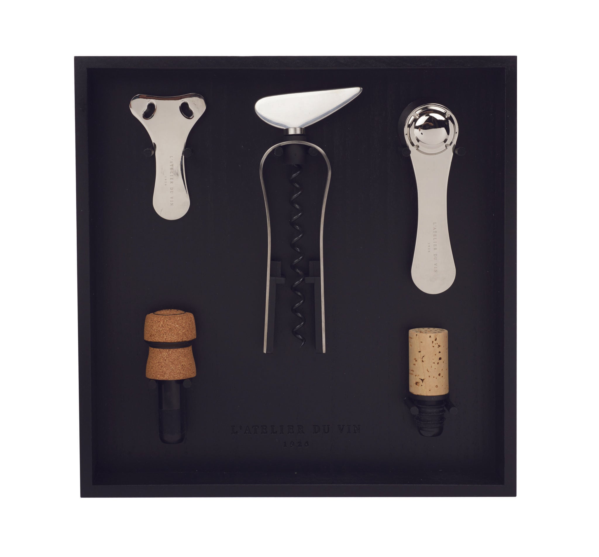 Le râtelier à outils du vin