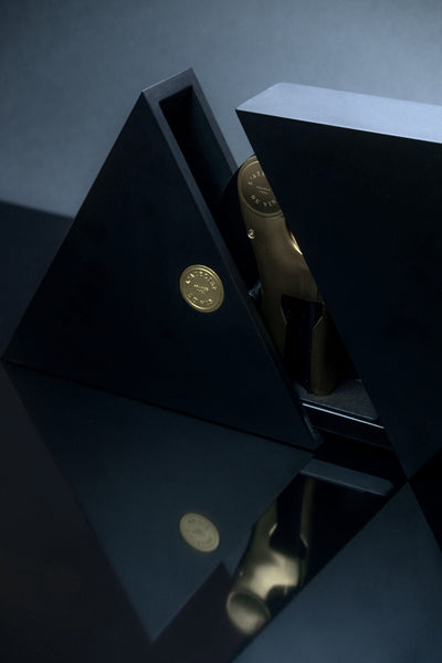 Geometry – Sculptural Black Box with Oeno Motion Gold Corkscrew