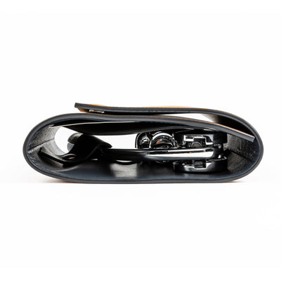Oeno Motion Nomad – Lever Corkscrew in Fawn Leather Nomad Case