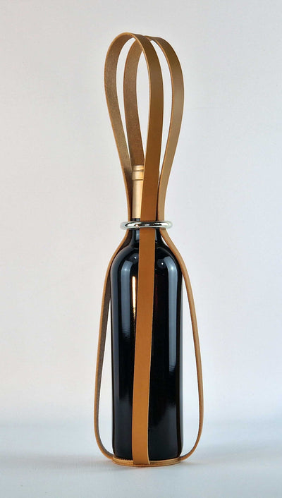 Ring Bottle Holder — leather wine bottle carrier by La Vie du Château
